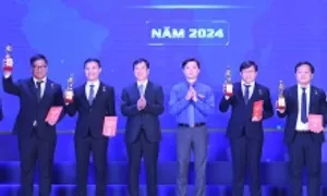 10 nhà khoa học trẻ nhận giải Quả cầu vàng 2024